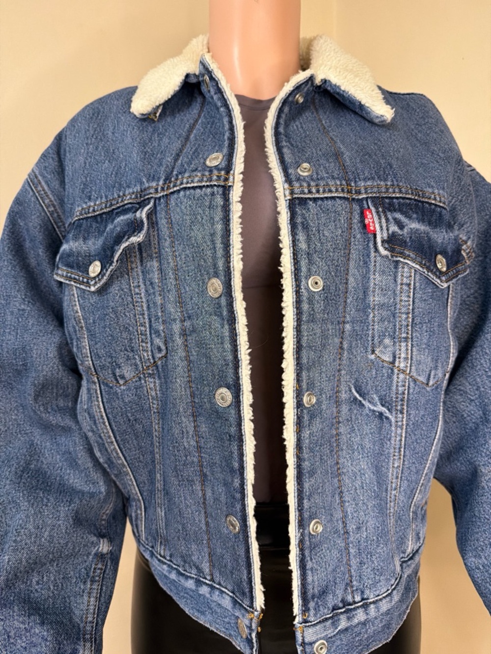 Levi's Blue Denim Sherpa Collar Jacket - Picture 2 of 7